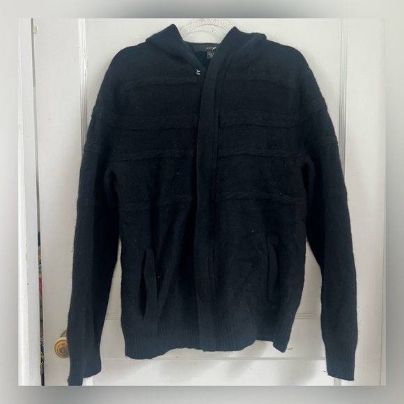 Joe’s Lambswool Cashmere Wool Black Zip Up
Sweater Size L $238 - Picture 1 of 3